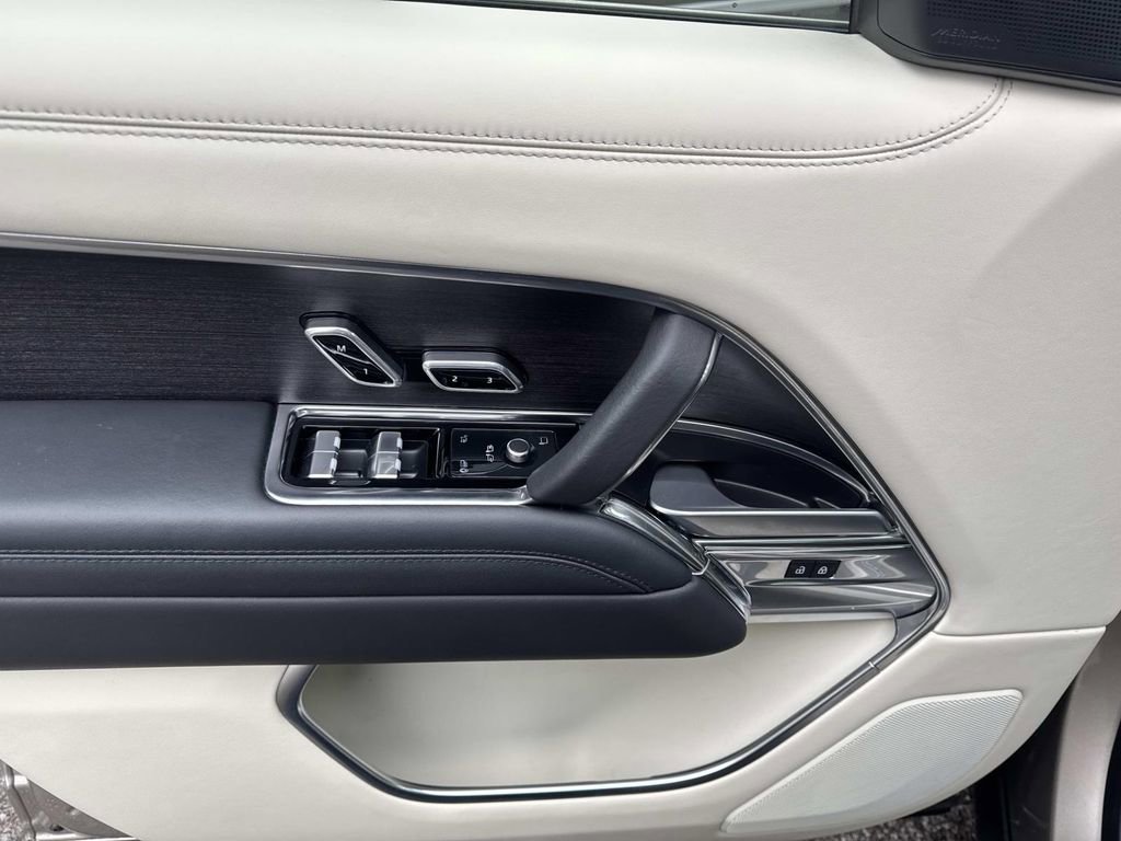 2024 Land Rover Range Rover Long Wheelbase SE