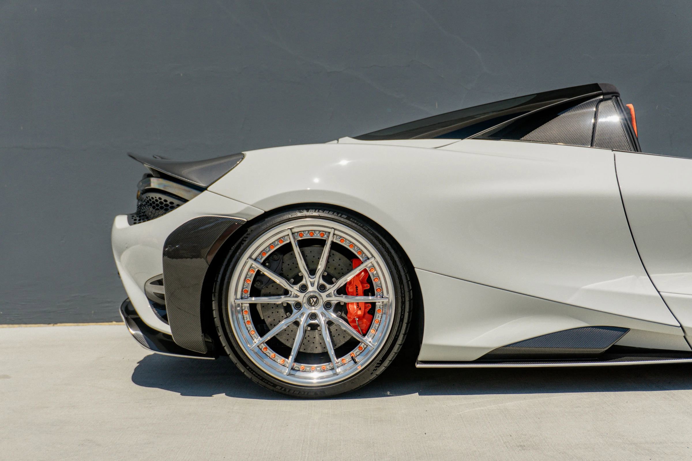 Used 2022 McLaren 765LT photo 43