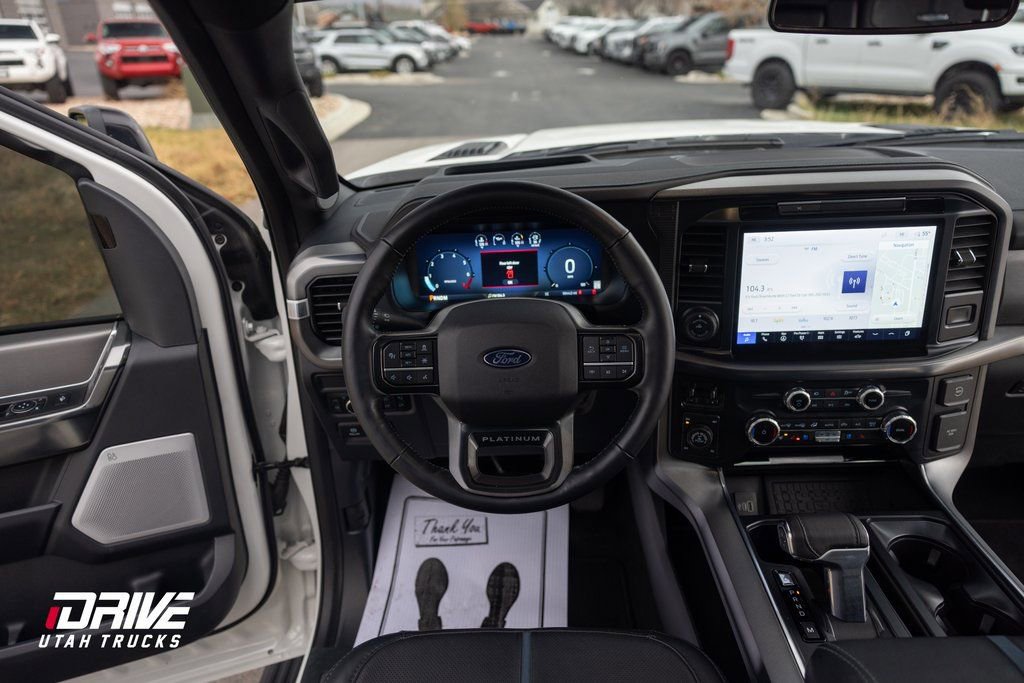 2025 Ford F150 Platinum