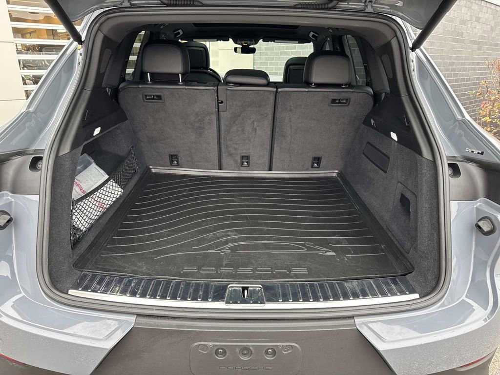 2024 Porsche Cayenne