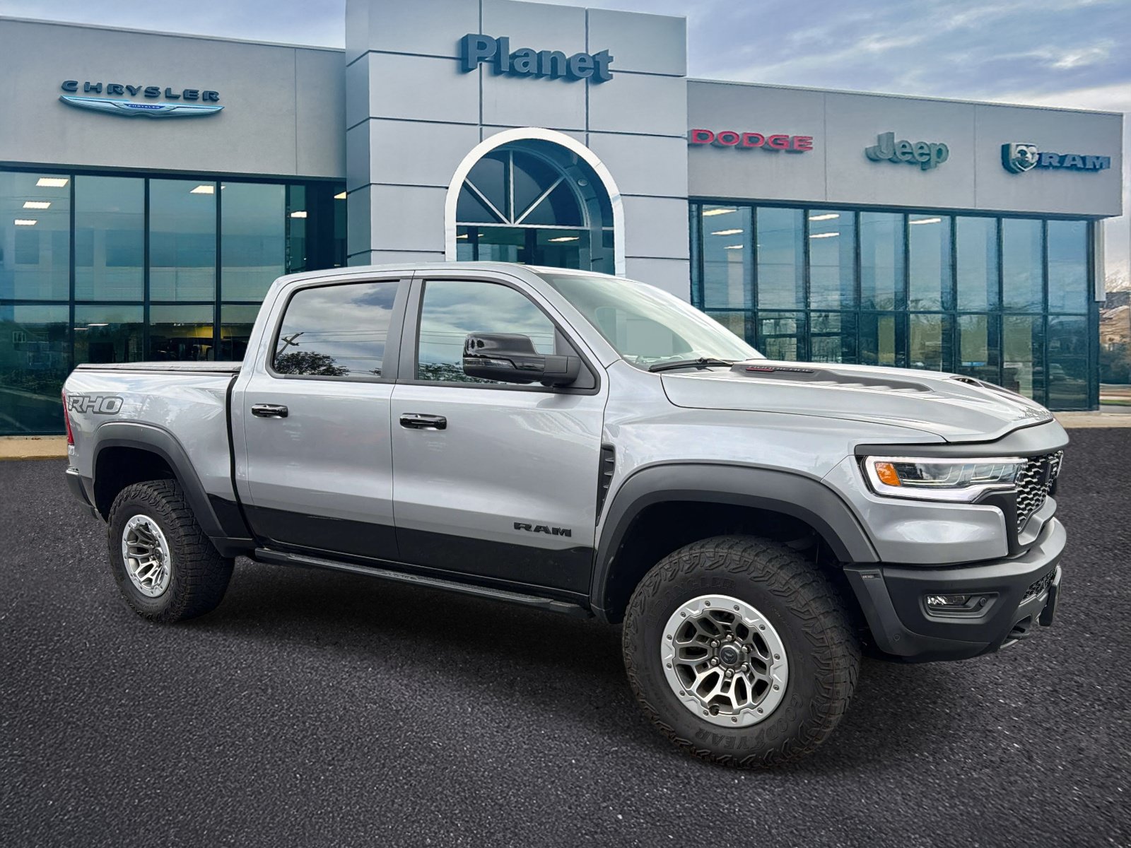 Used 2025 RAM 1500 RHO w/ RHO Level 1 Equipment Group