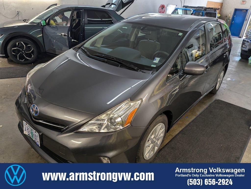 2014 Toyota Prius V Three