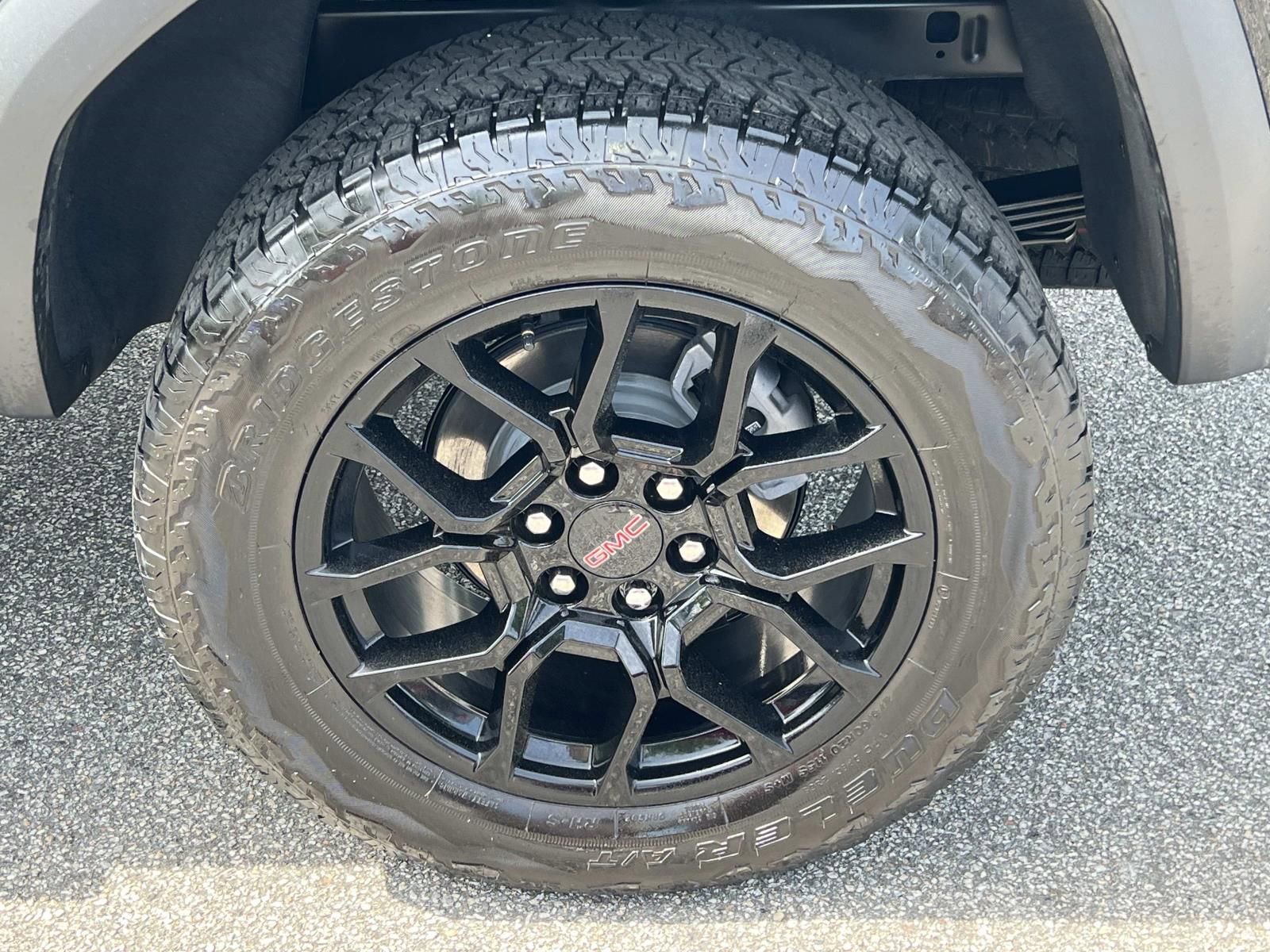 2024 GMC Canyon Denali