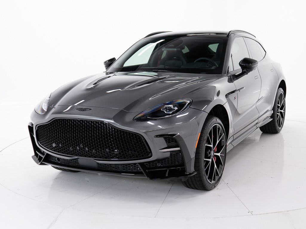 New 2026 Aston Martin DBX 707
