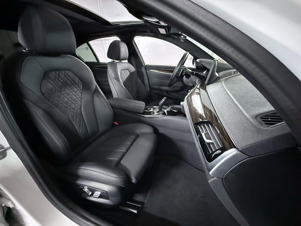 2023 BMW 530e xDrive