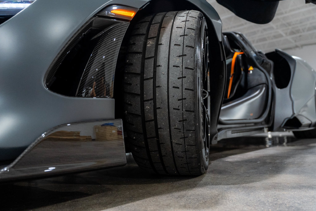 Used 2021 McLaren 765LT photo 82