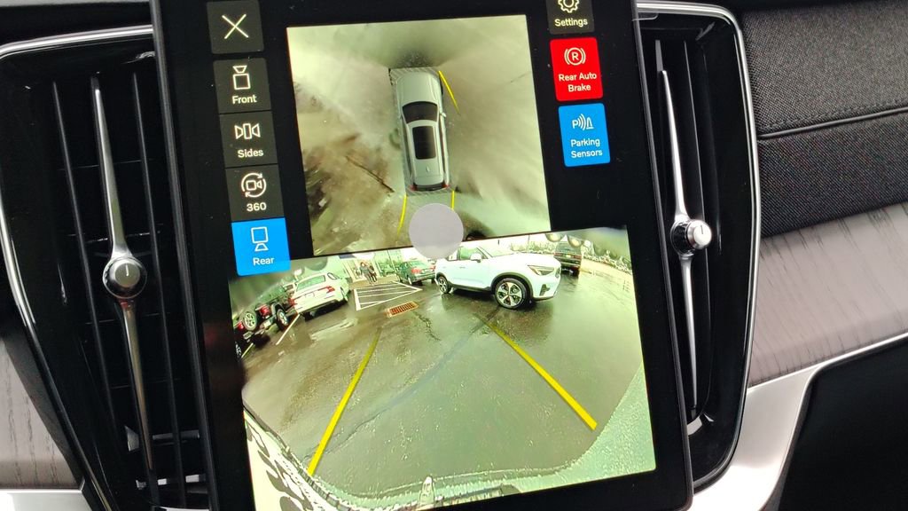 2026 Volvo Xc90 B6 Ultra