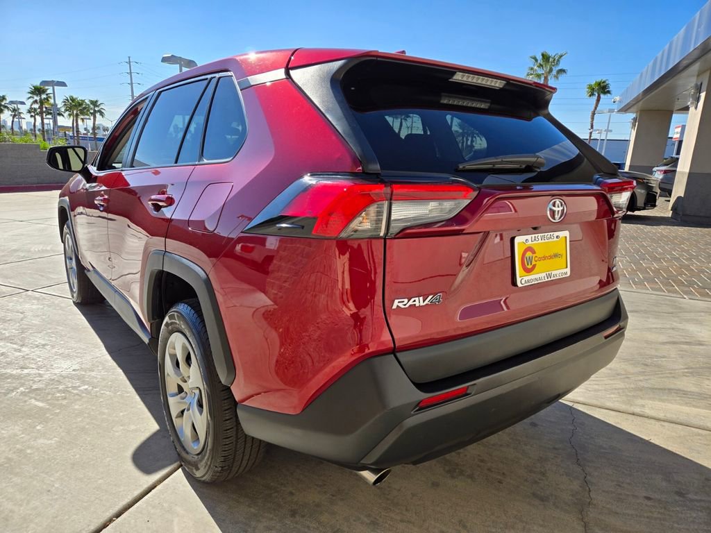 2023 Toyota RAV4 LE