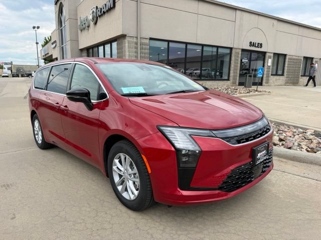 New 2027 Chrysler Pacifica Select
