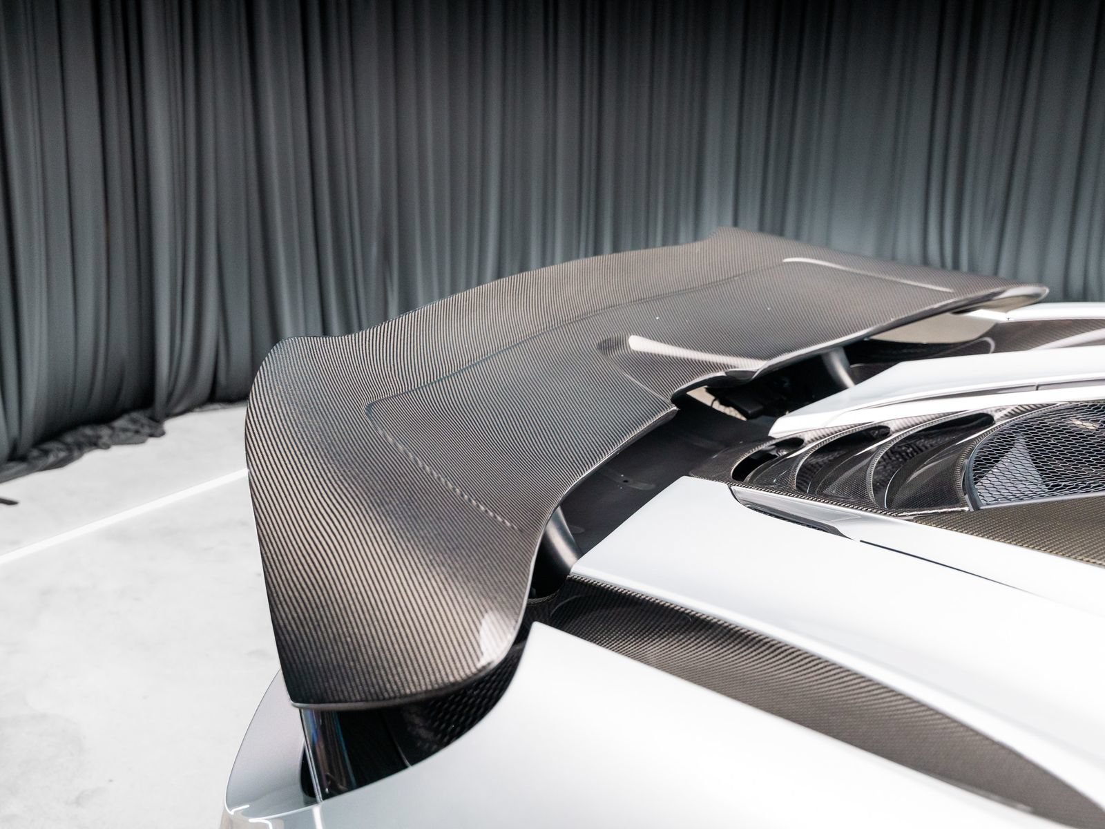 Used 2019 McLaren 720S photo 3