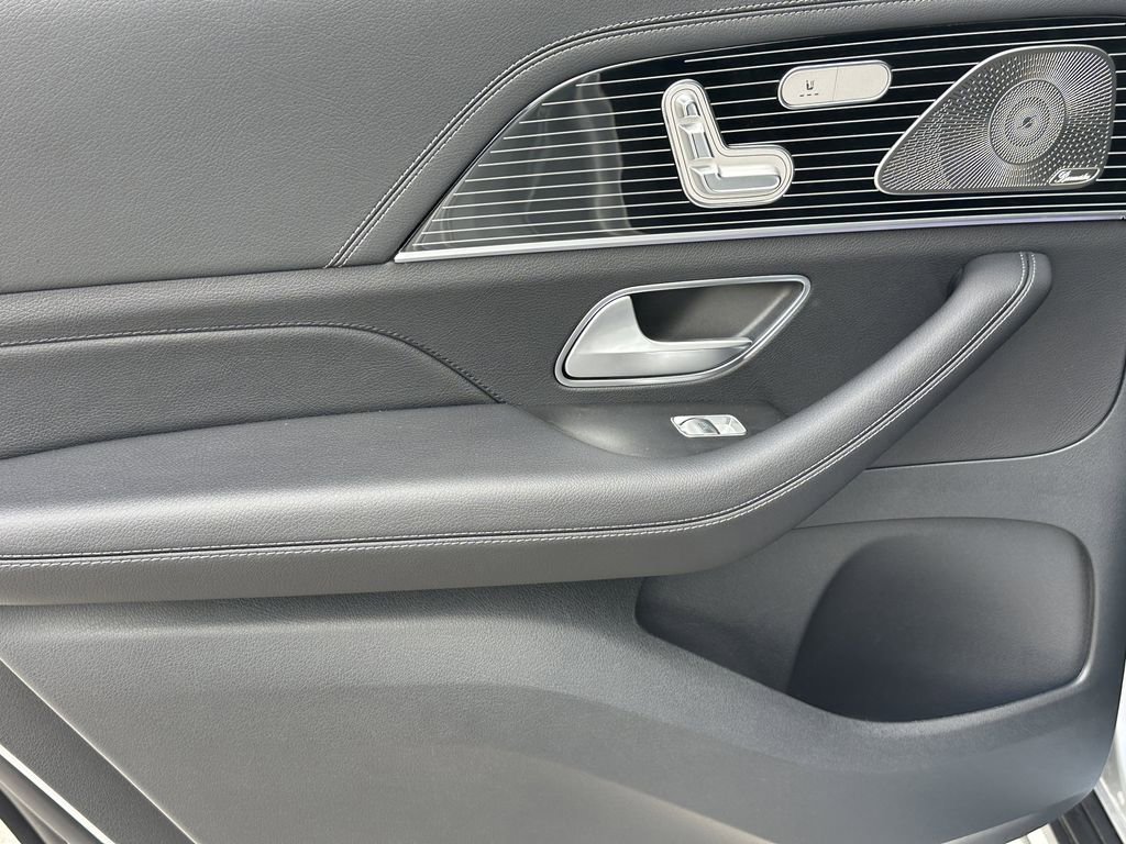 2026 Mercedes-Benz GLS 580 4MATIC