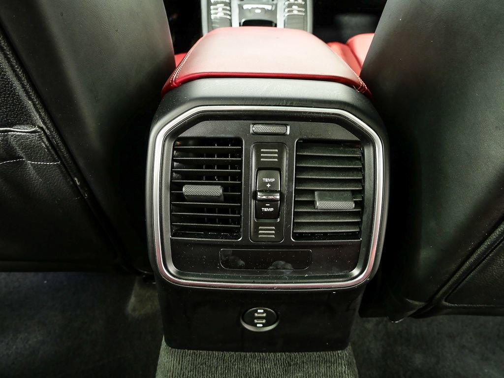 2021 Porsche Macan S