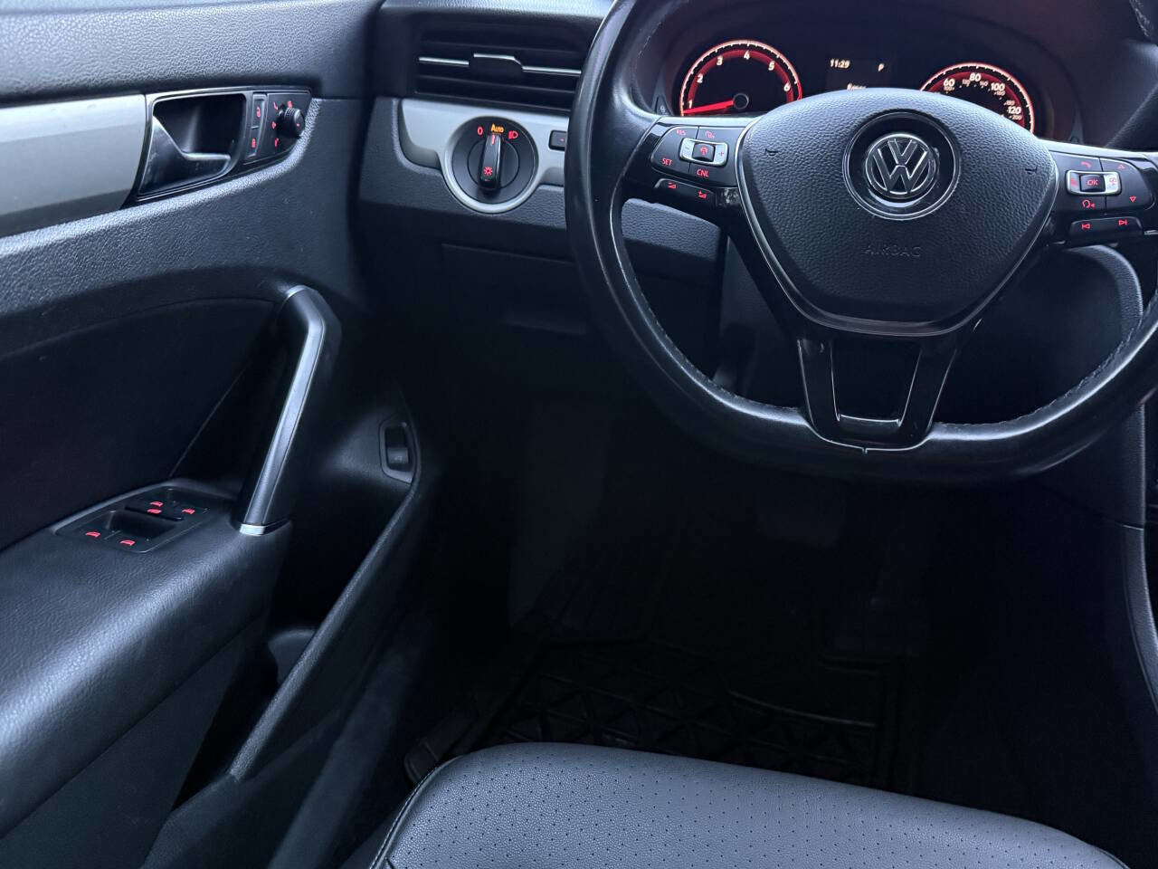 2020 Volkswagen Passat 2.0T SE