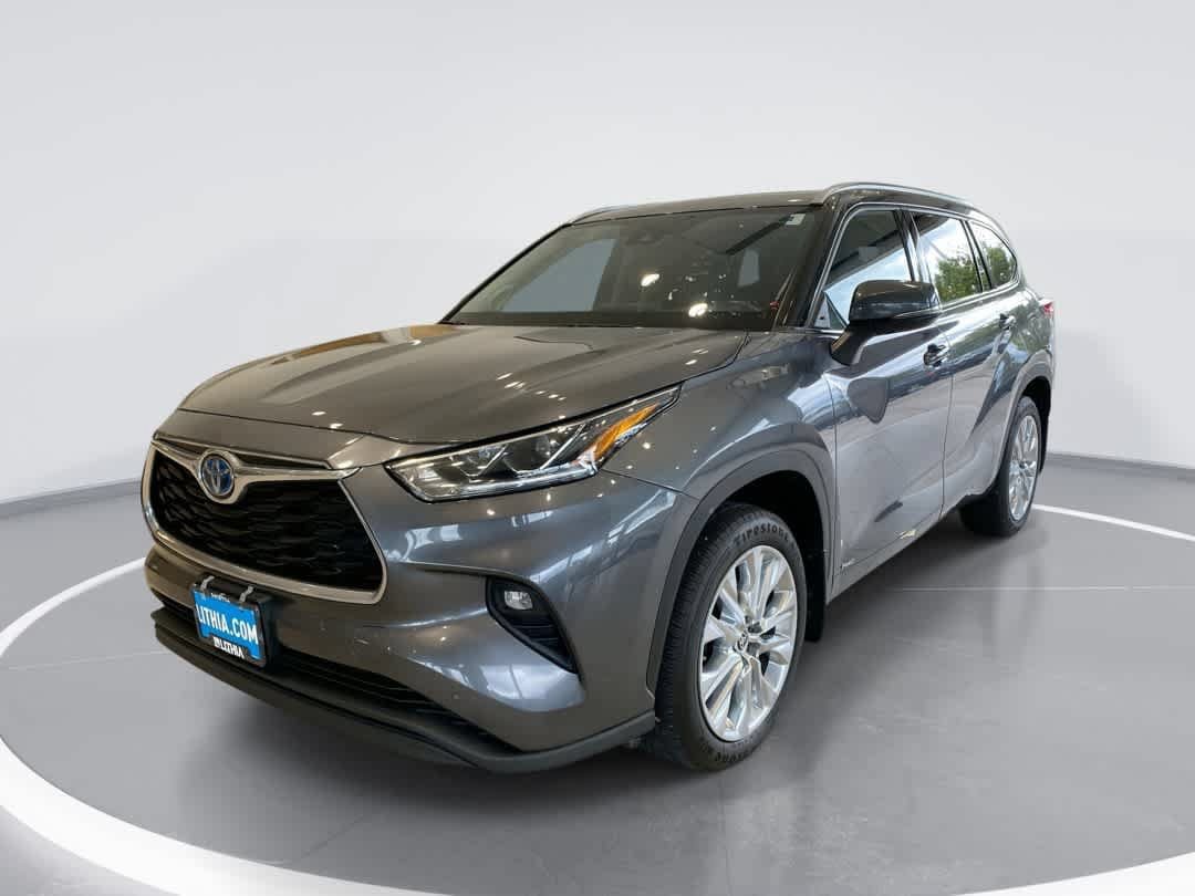 Used 2022 Toyota Highlander Limited