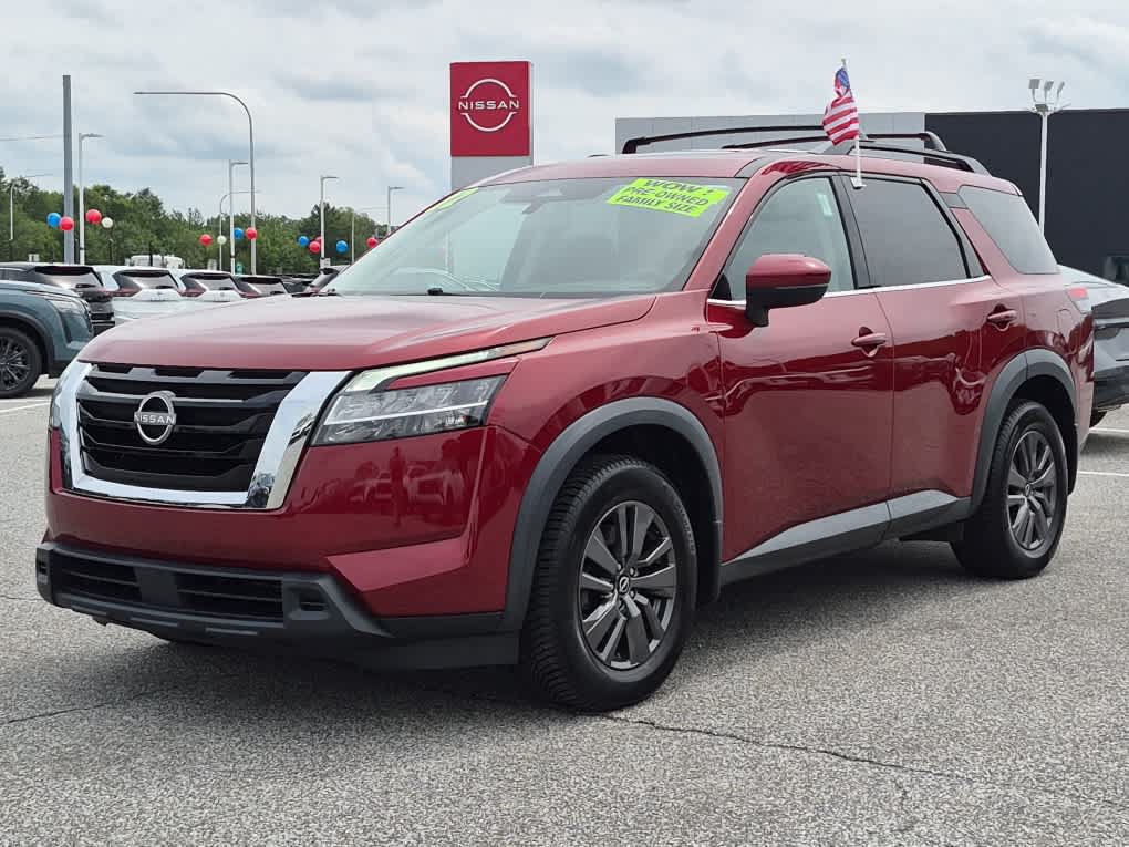 Used 2022 Nissan Pathfinder SV w/ SV Premium Package