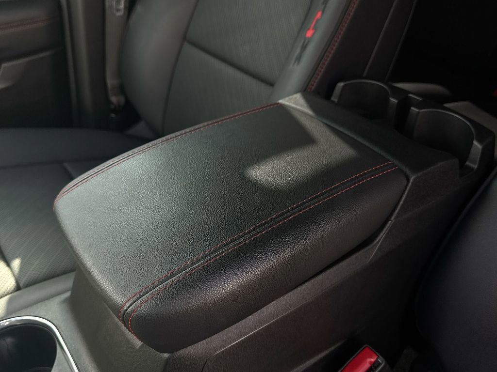 2023 GMC Canyon AT4X