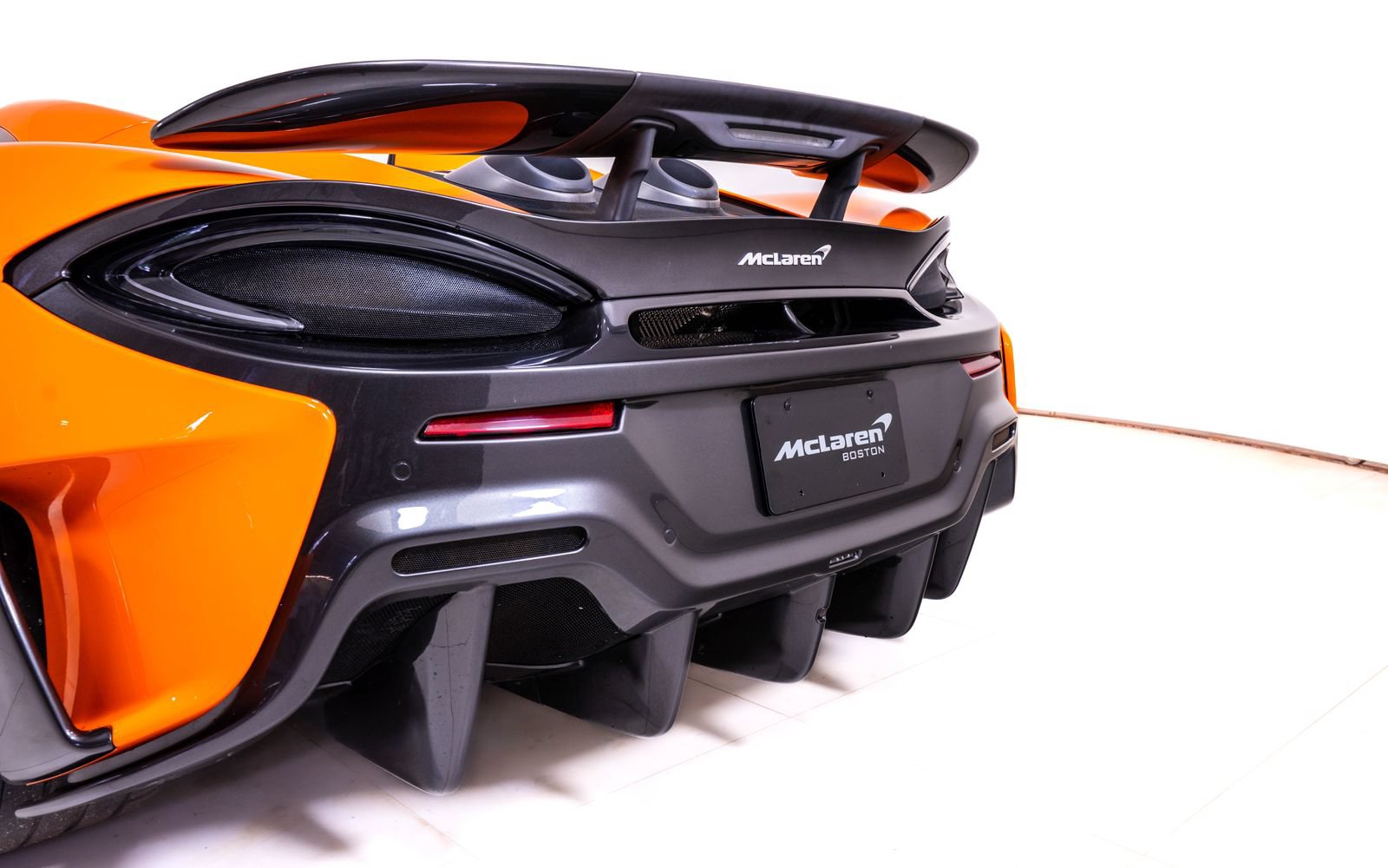 Used 2020 McLaren 600LT Spider photo 14