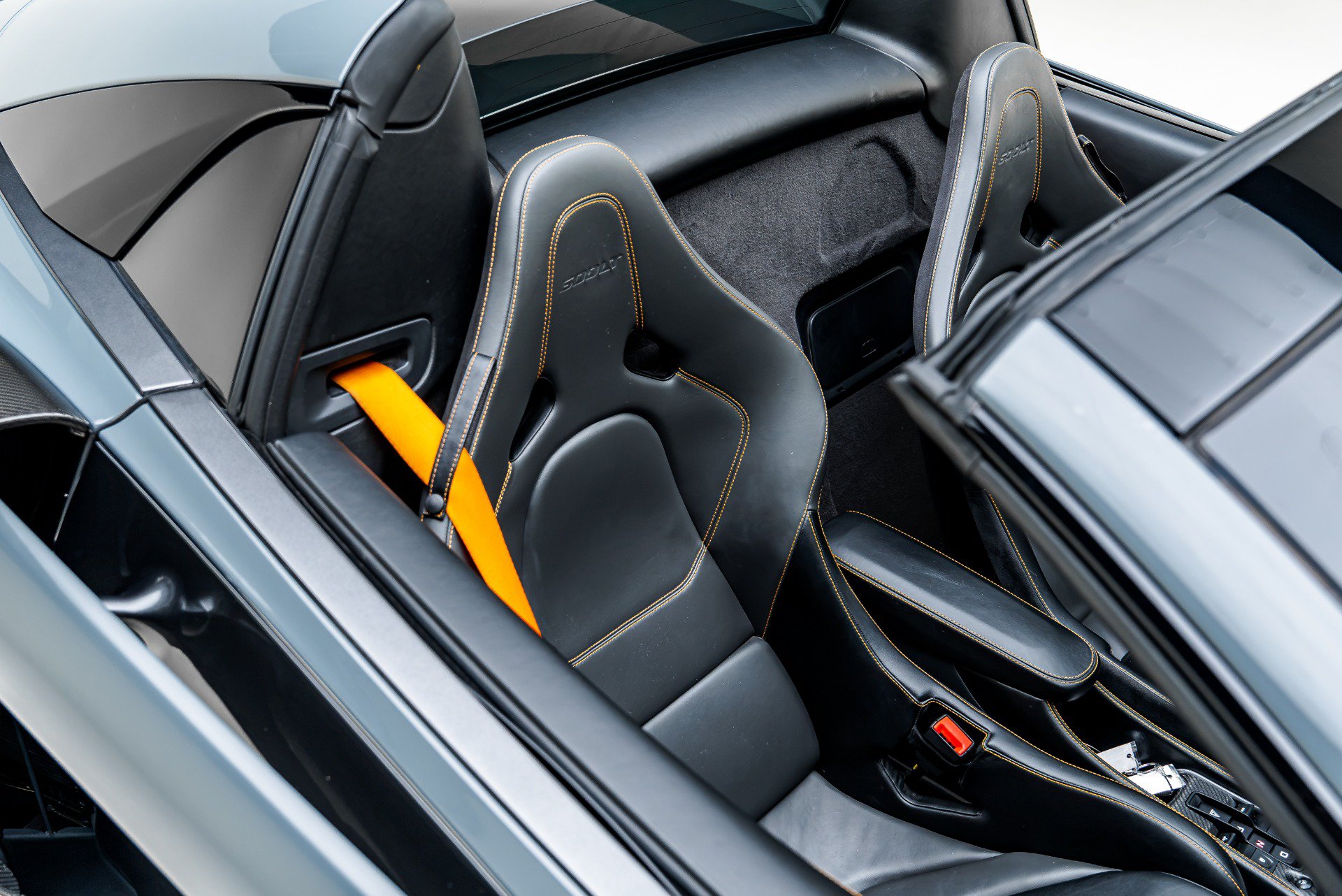 Used 2020 McLaren 600LT Spider photo 49
