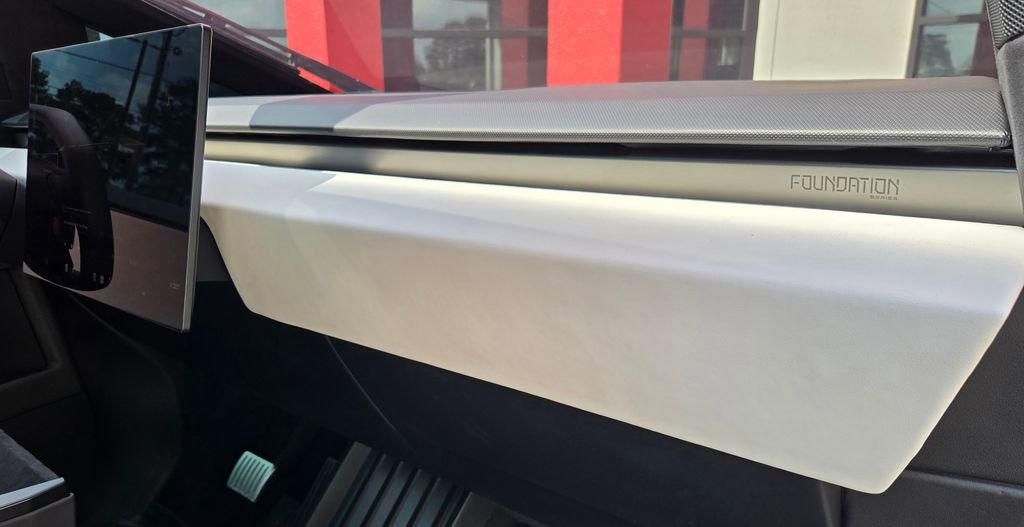 2024 Tesla Cybertruck AWD Crew Cab