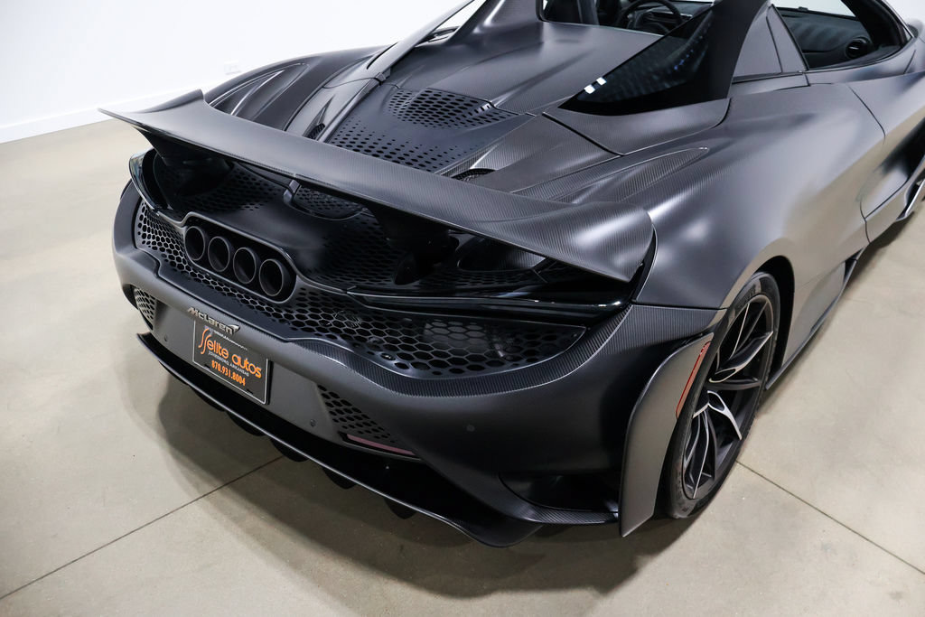 Used 2022 McLaren 765LT photo 98