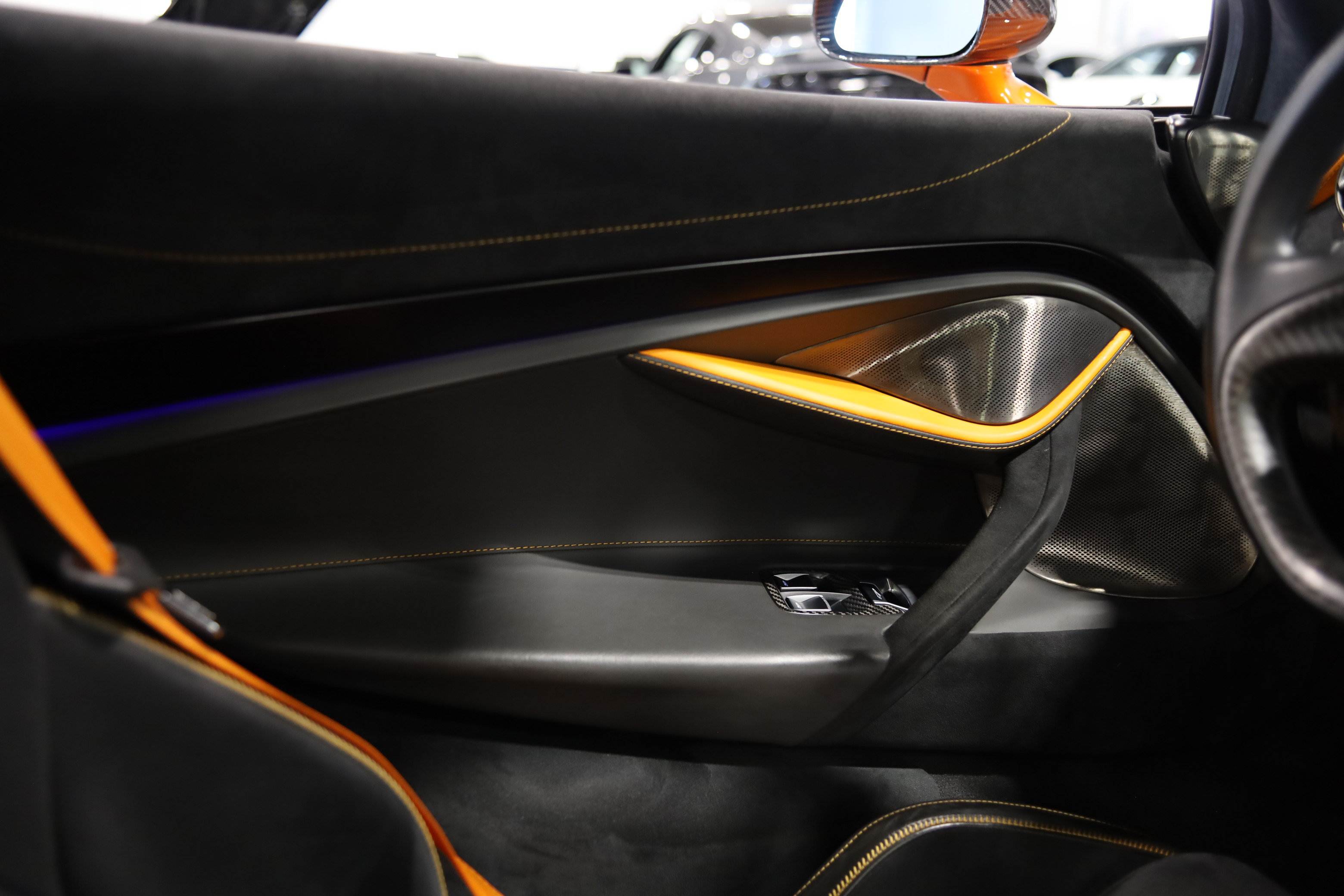 Used 2019 McLaren 720S Performance photo 13