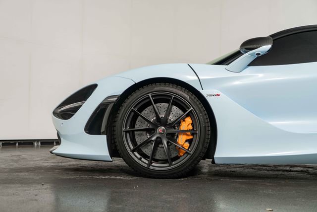 Used 2018 McLaren 720S Performance photo 12