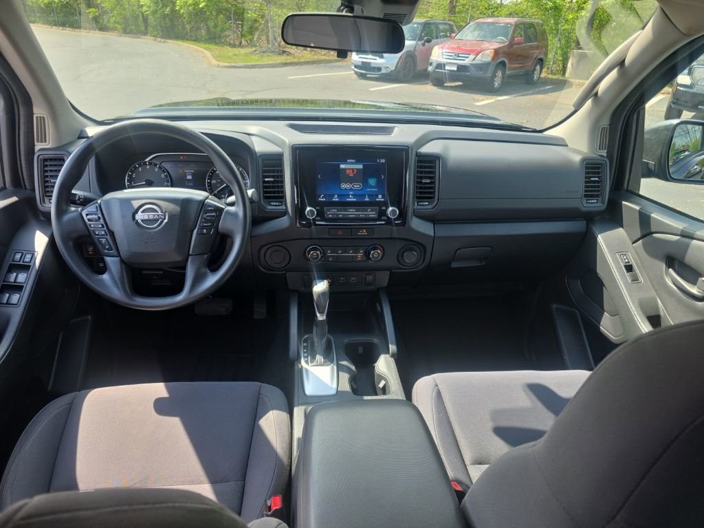 2022 Nissan Frontier S