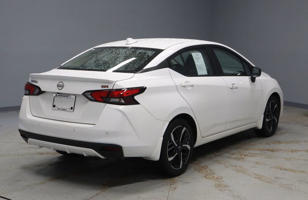 2024 Nissan Versa SR