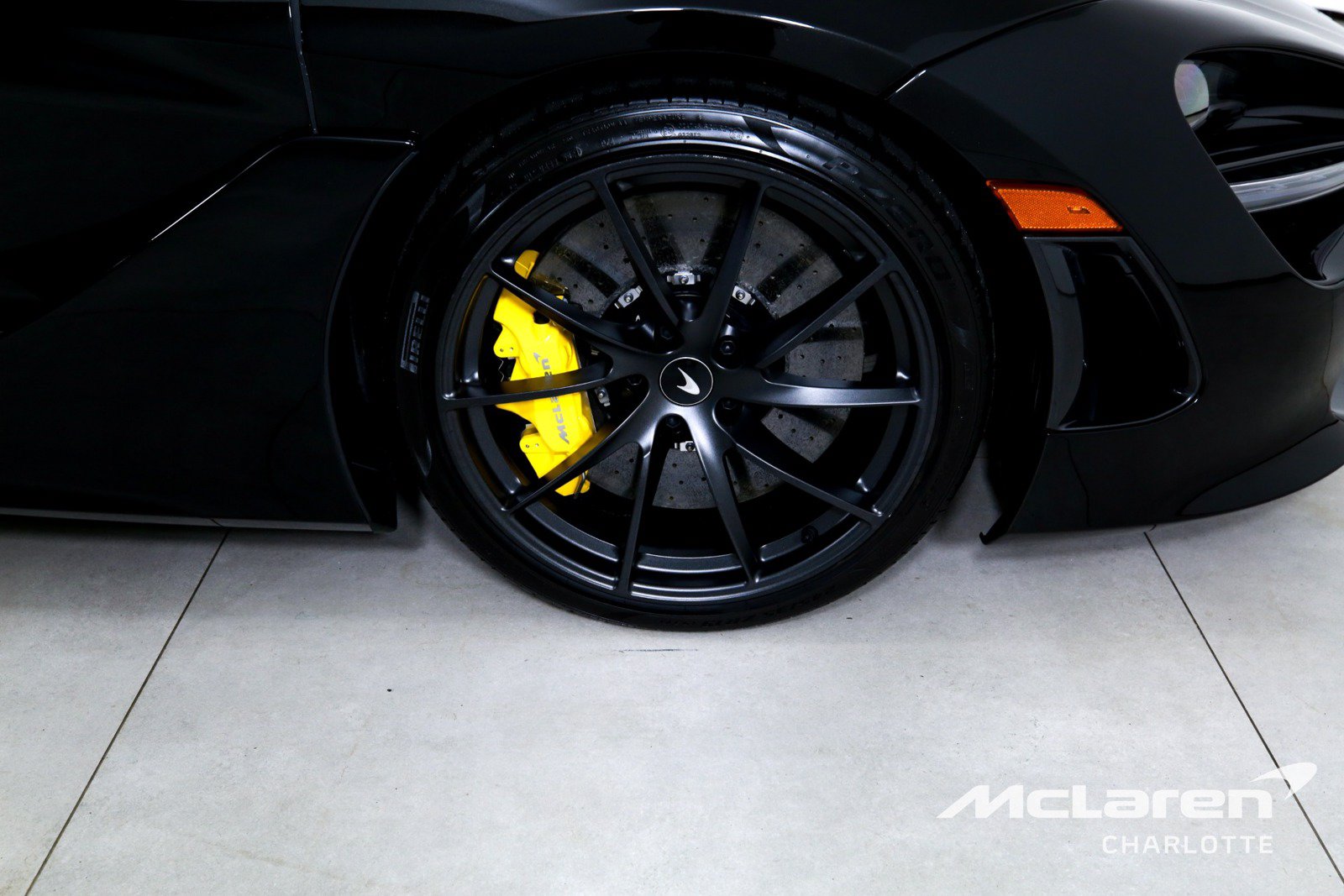 Used 2022 McLaren 720S Spider photo 24