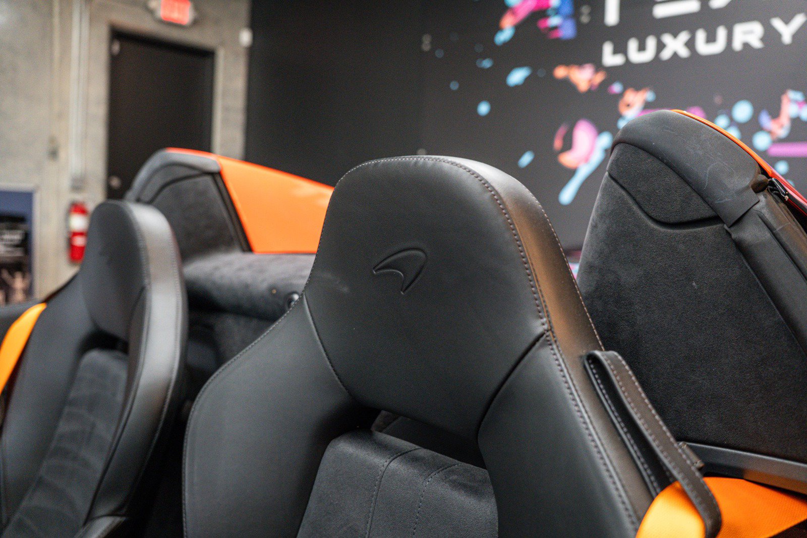 Used 2020 McLaren 600LT Spider photo 9