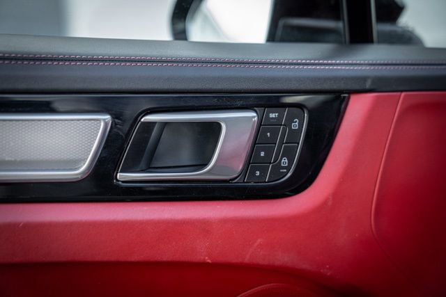 2022 Porsche Cayenne Platinum Edition