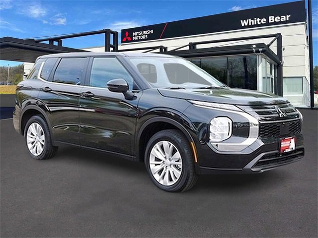 2025 Mitsubishi Outlander ES