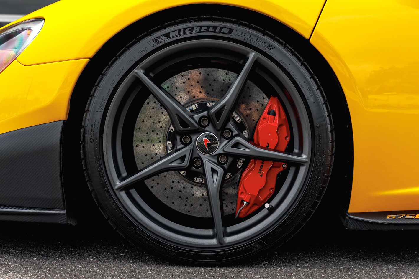 Used 2016 McLaren 675LT Coupe photo 15