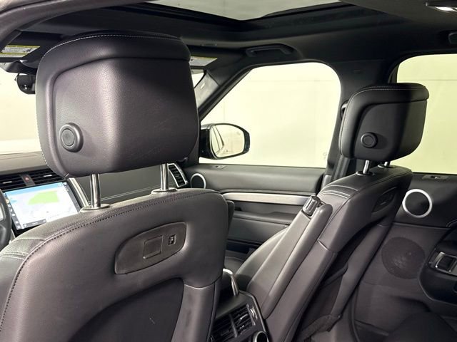 2025 Land Rover Discovery Dynamic SE