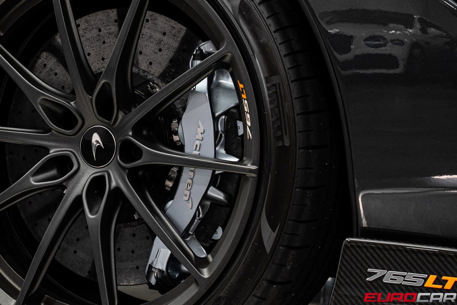 Used 2021 McLaren 765LT photo 34