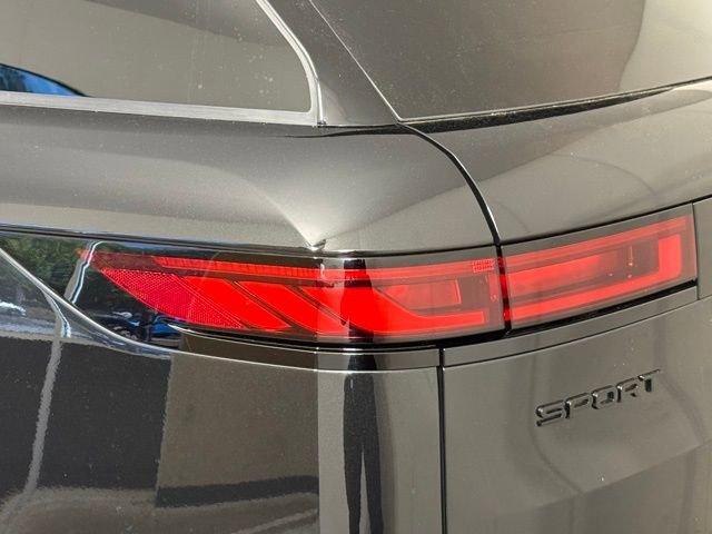 2026 Land Rover Range Rover Sport SE
