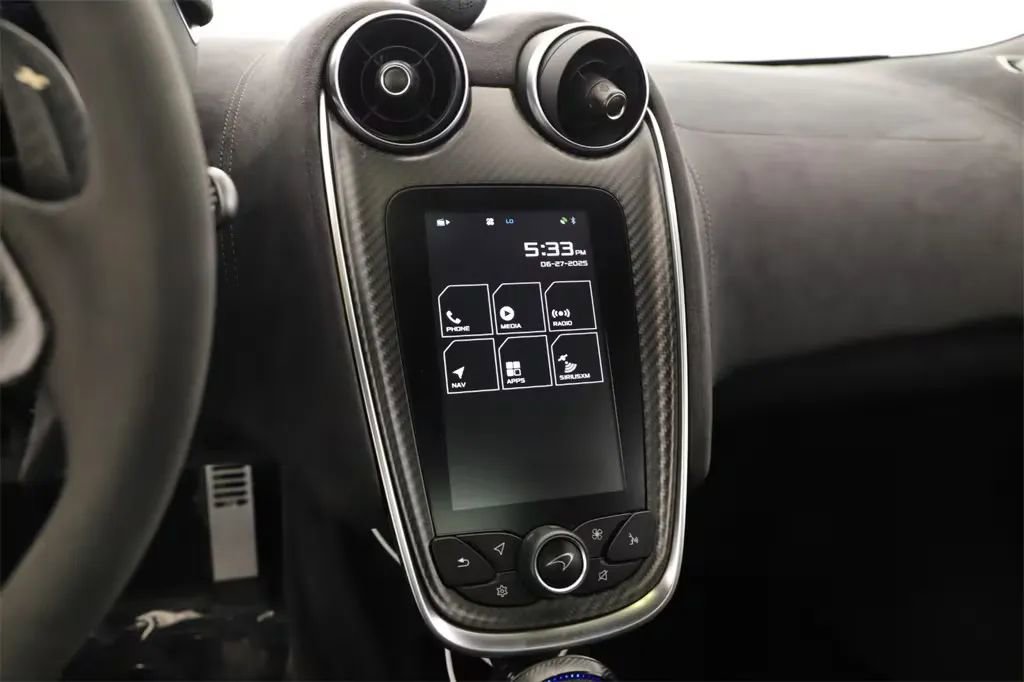 Used 2020 McLaren 600LT Spider photo 17