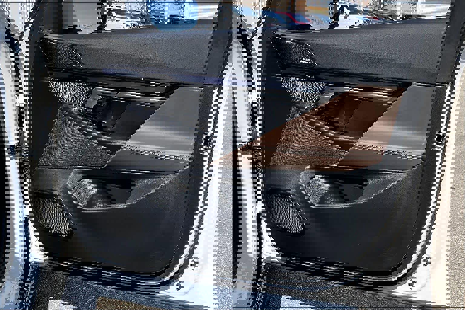 2026 BMW 550e xDrive