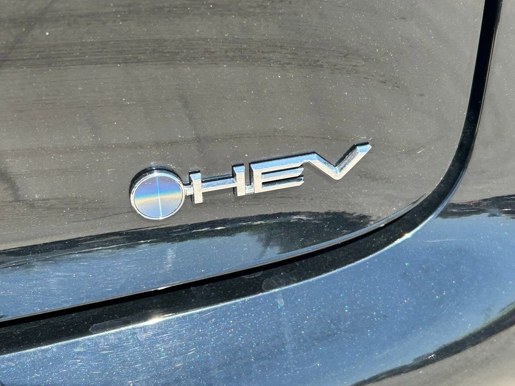 2025 Toyota Prius XLE