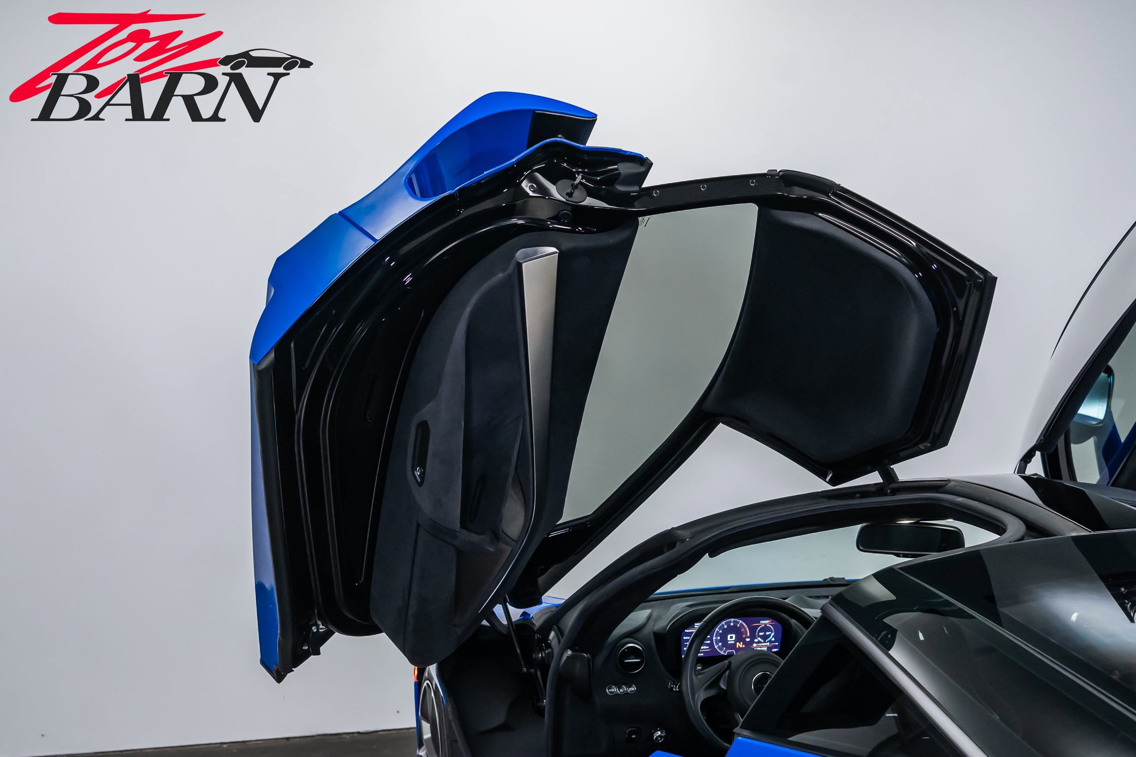 Used 2018 McLaren 720S Performance photo 20