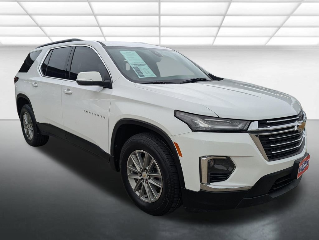 Certified 2023 Chevrolet Traverse LT w/ LPO, Floor Liner Package