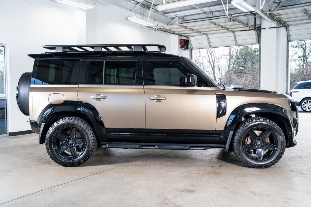 2025 Land Rover Defender 110 X