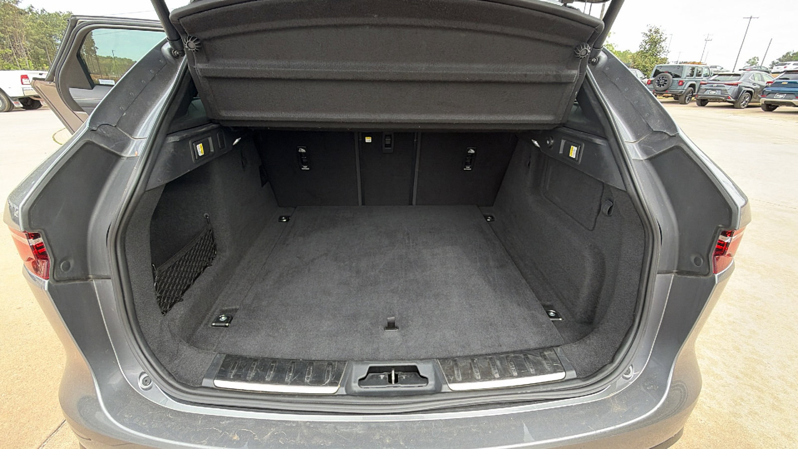 2024 Jaguar F-Pace R-Dynamic S