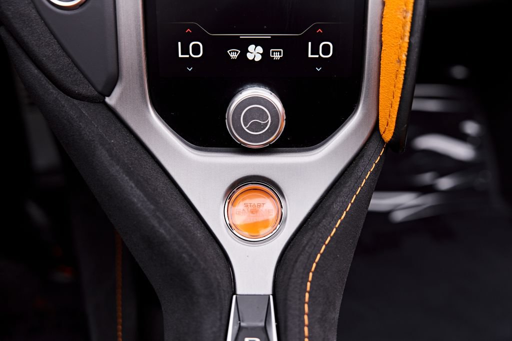Used 2025 McLaren 750S Spider photo 86
