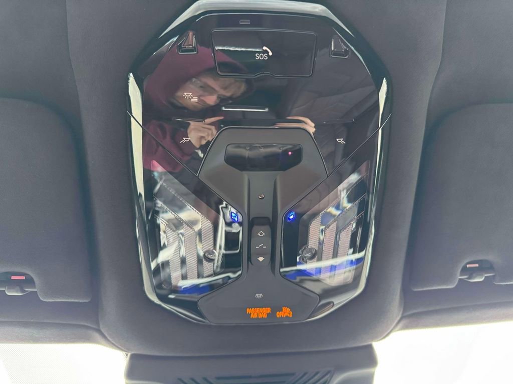 2023 BMW 760i xDrive