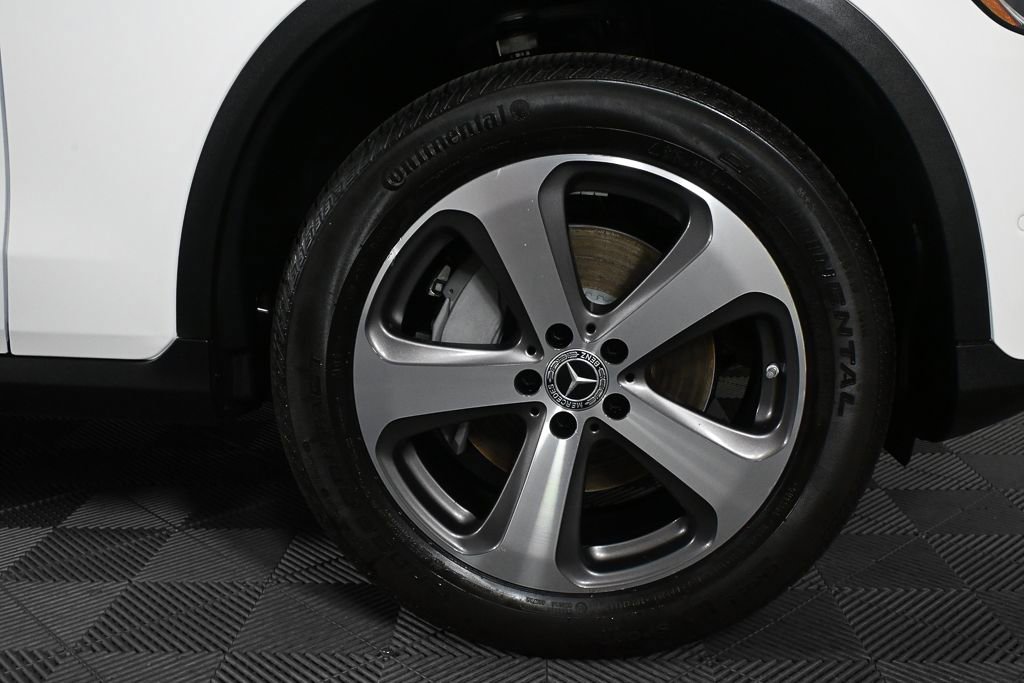 2022 Mercedes-Benz GLC 300