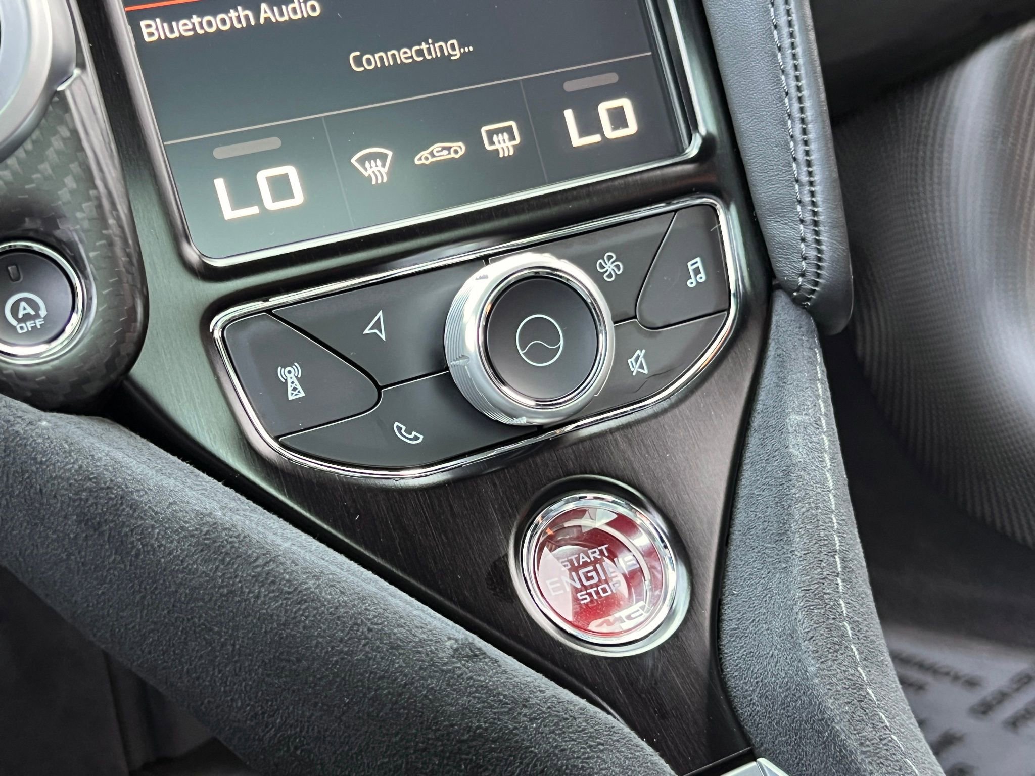 Used 2018 McLaren 720S Performance photo 33