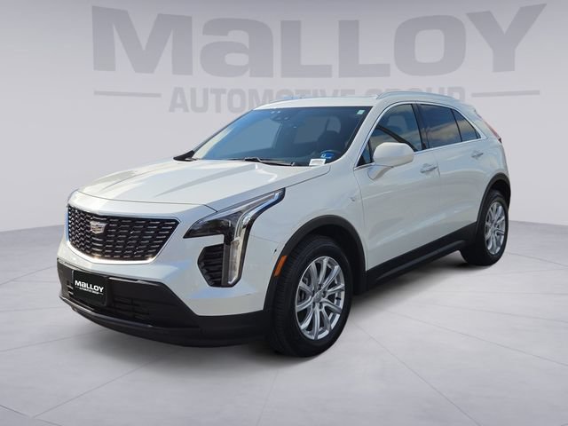 Certified 2023 Cadillac XT4 Luxury w/ Cold Weather Package