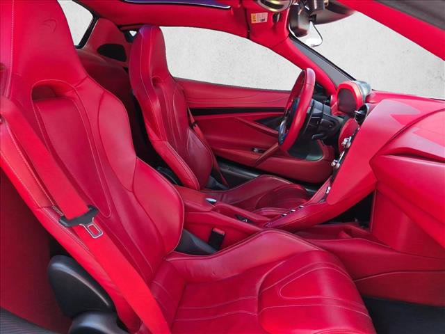 Used 2020 McLaren 720S Performance photo 17