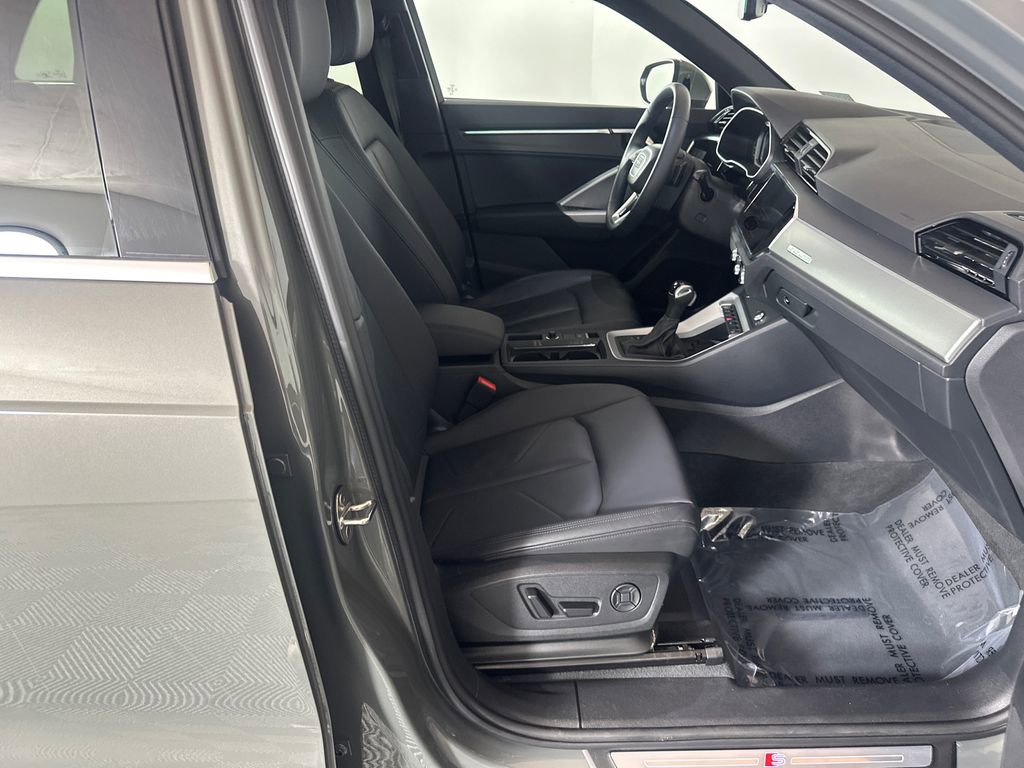 2024 Audi Q3 2.0T Premium Plus